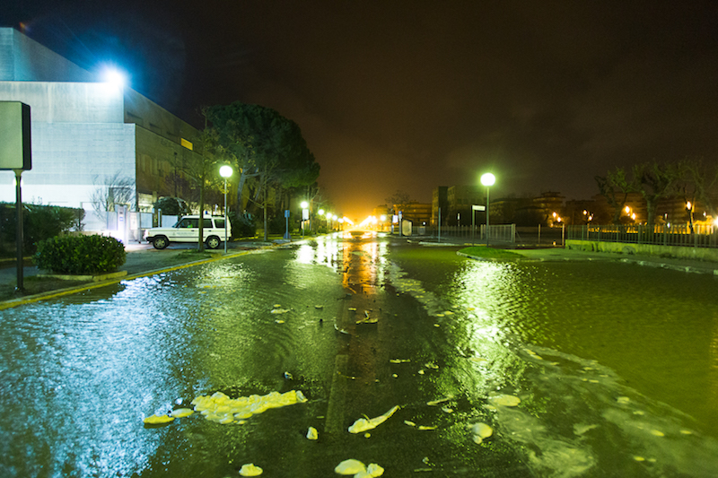 VIDEO Cesenatico nella bufera di vento e sabbia