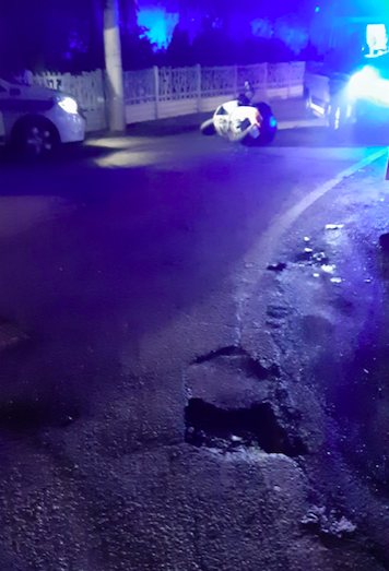 Incidente in via Bramante. Colpa delle buche?