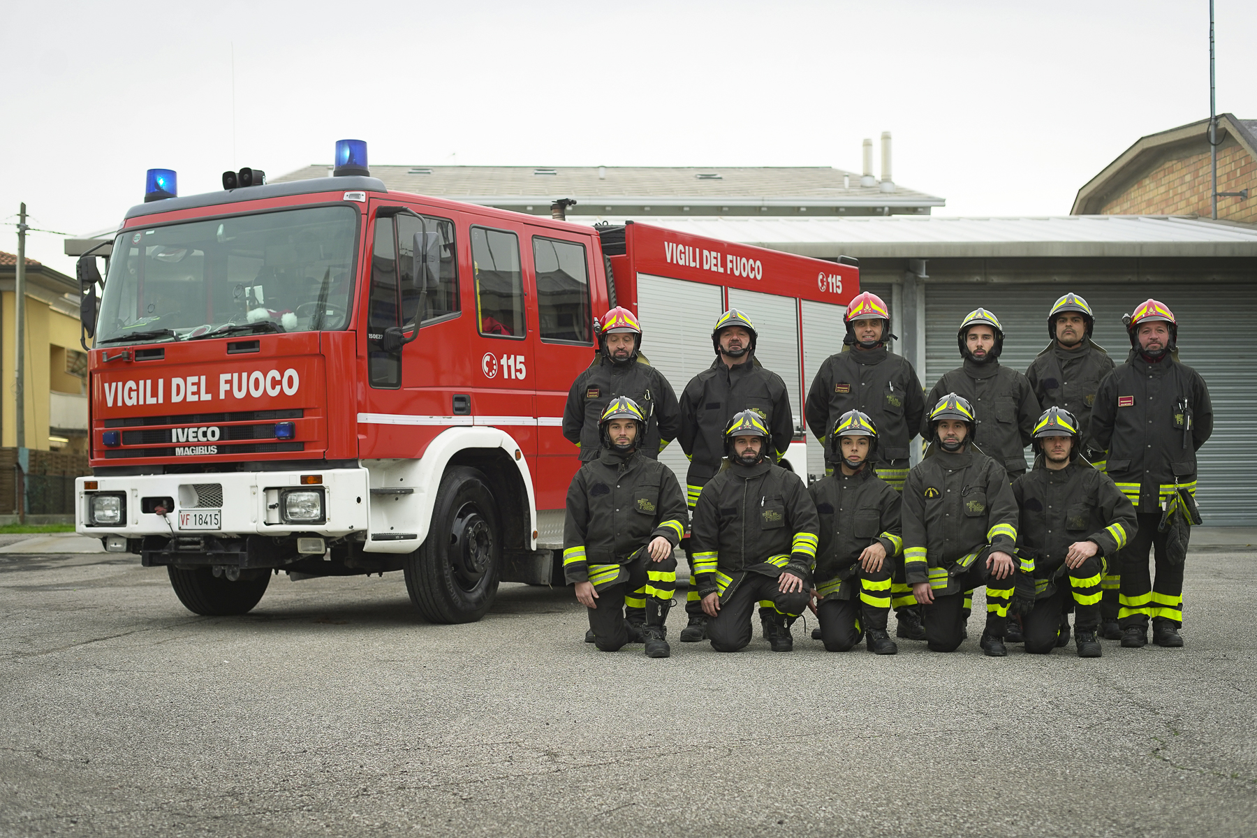 Buone feste dai vigili del fuoco volontari