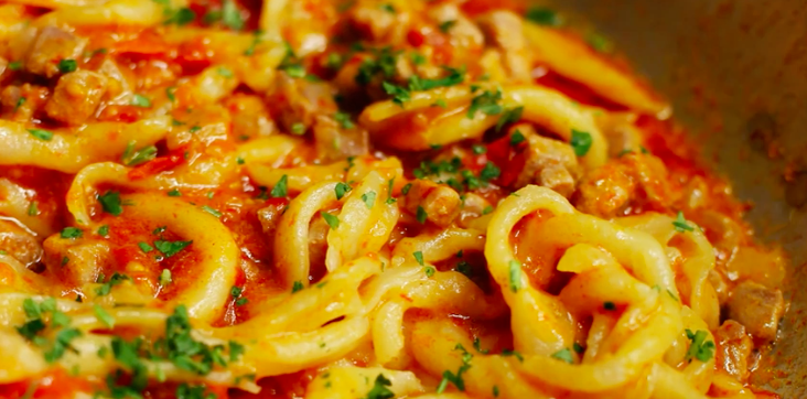 video ricetta: strozzapreti al ragù di tonno