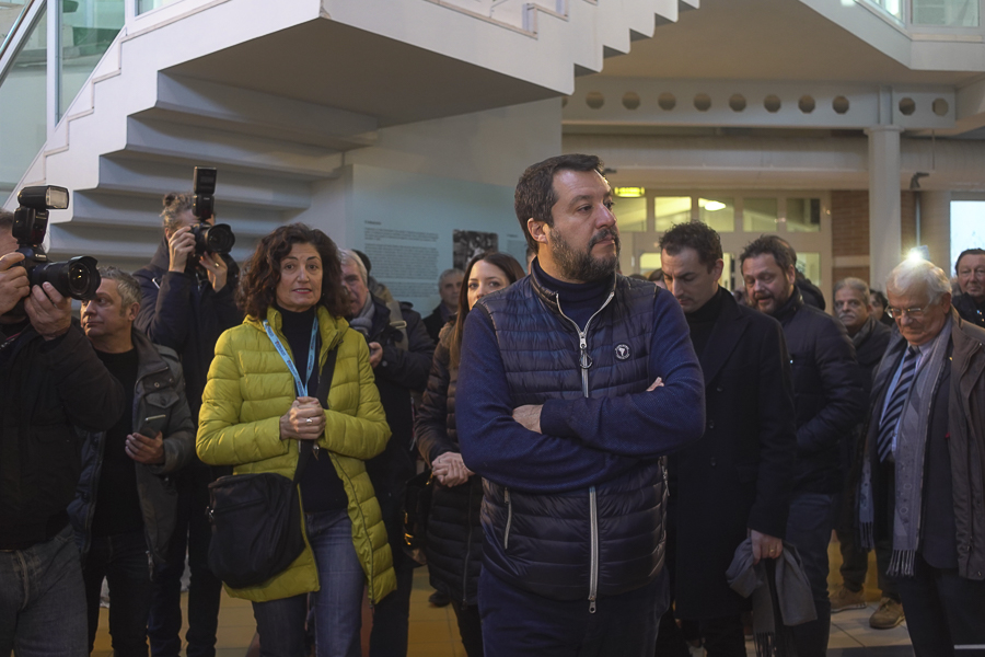 Minaccia di morte, Salvini: “Comprati un vocabolario”