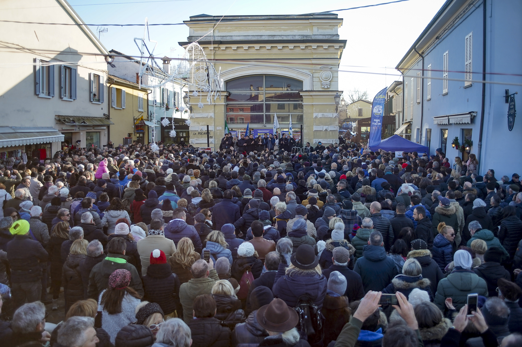 Salvini a Cesenatico LA DIRETTA