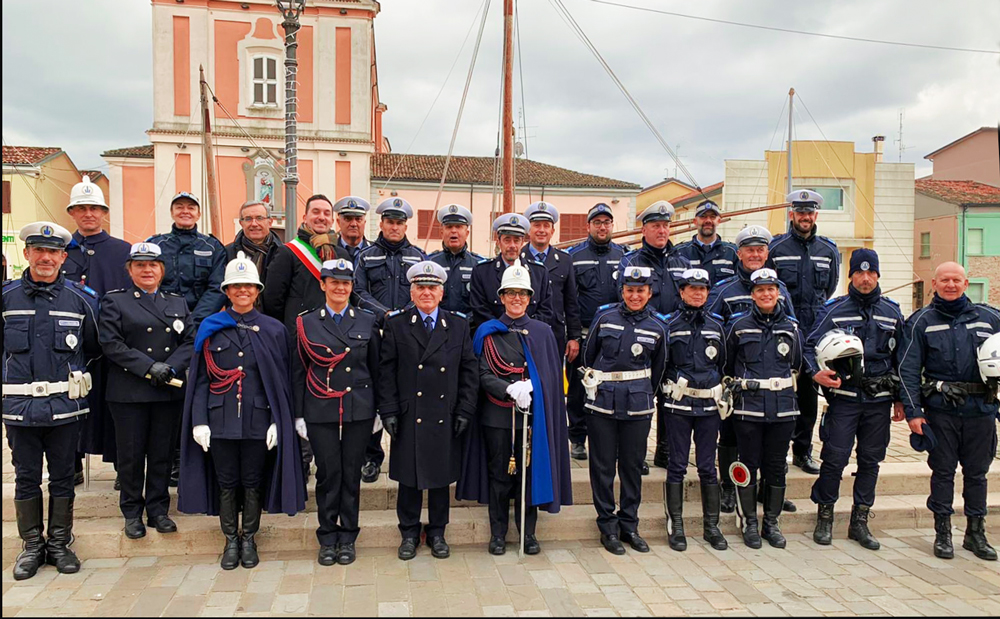 Polizia Locale: fari puntati sui cellulari alla guida