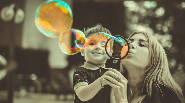 Il passatempo: come fare le bolle di sapone in casa