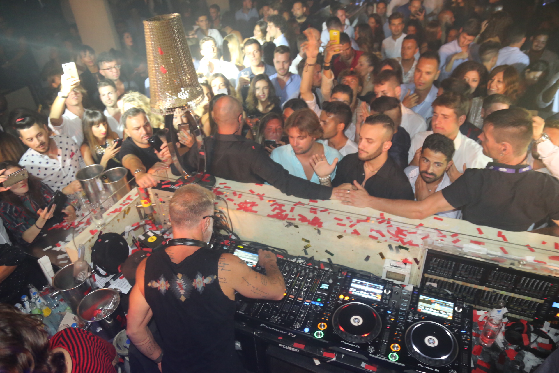 Il Silb non si arrende: “Lavoriamo per riaprire le discoteche il 1° luglio”