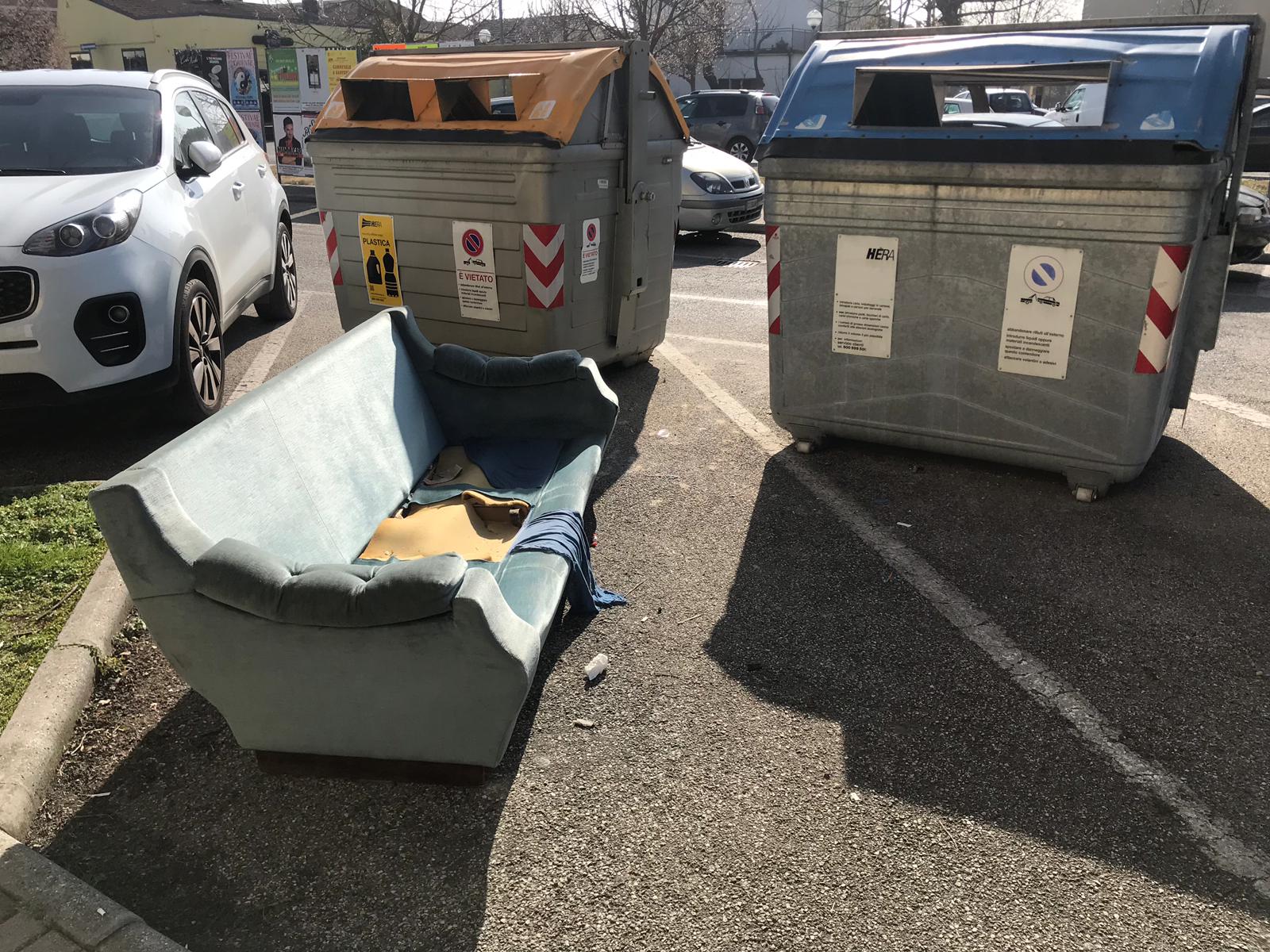 Hera, lunedì riprende il servizio di ritiro ingombranti