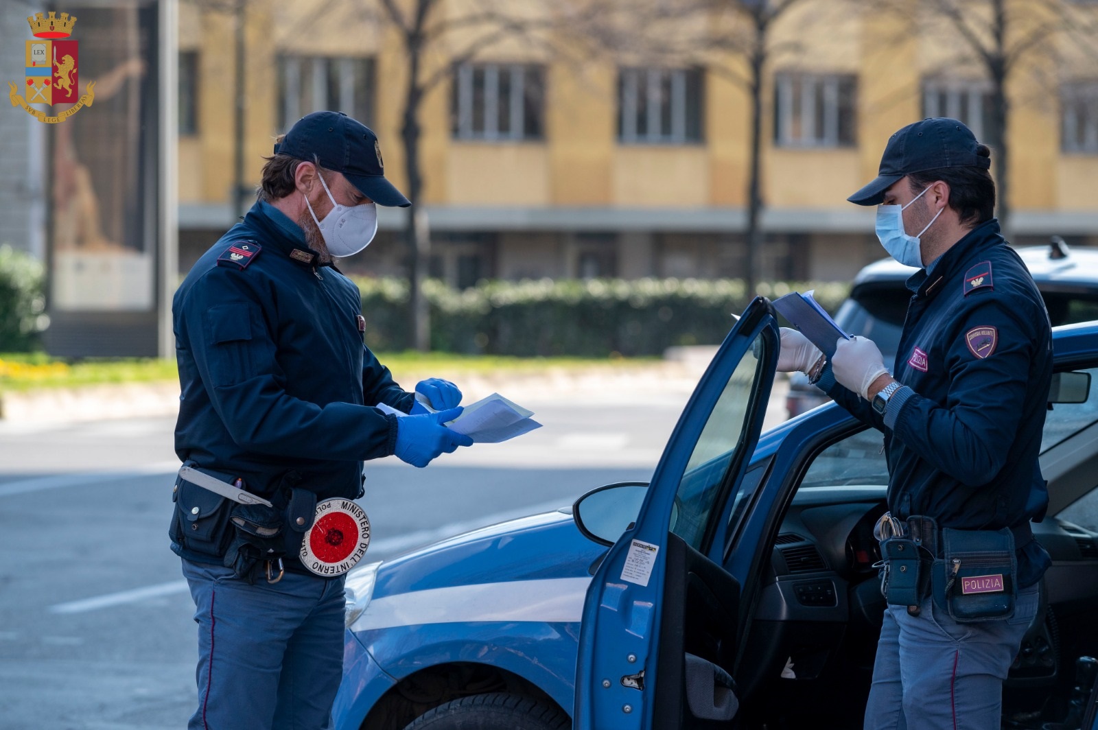 Polizia. Sequestrate borse trasportate abusivamente