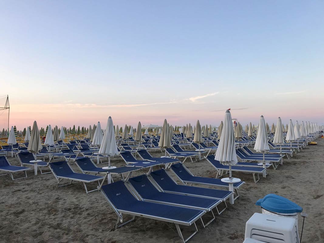 Cervia, spiaggia a prezzo scontato per chi arriva in treno