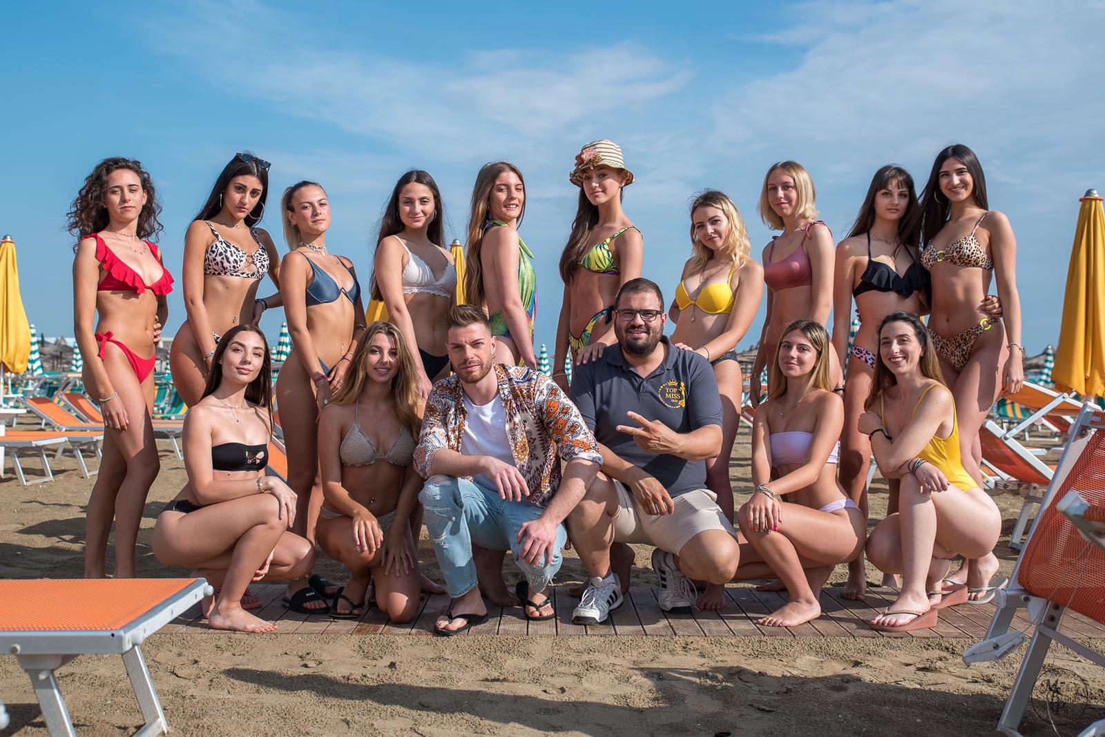 Al bagno Florida venti “Top Miss” per il videoclip di Paky