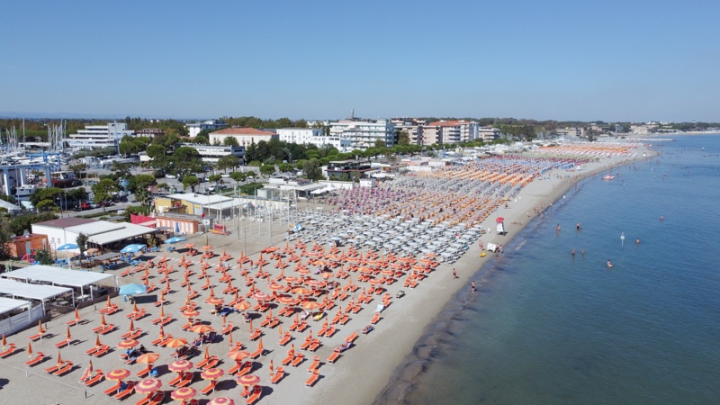 spiaggia turismo