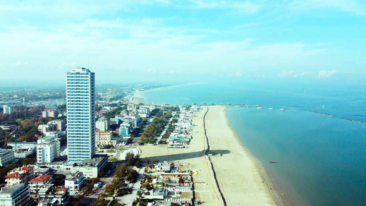 La spiaggia di Cesenatico si prepara all’inverno VIDEO