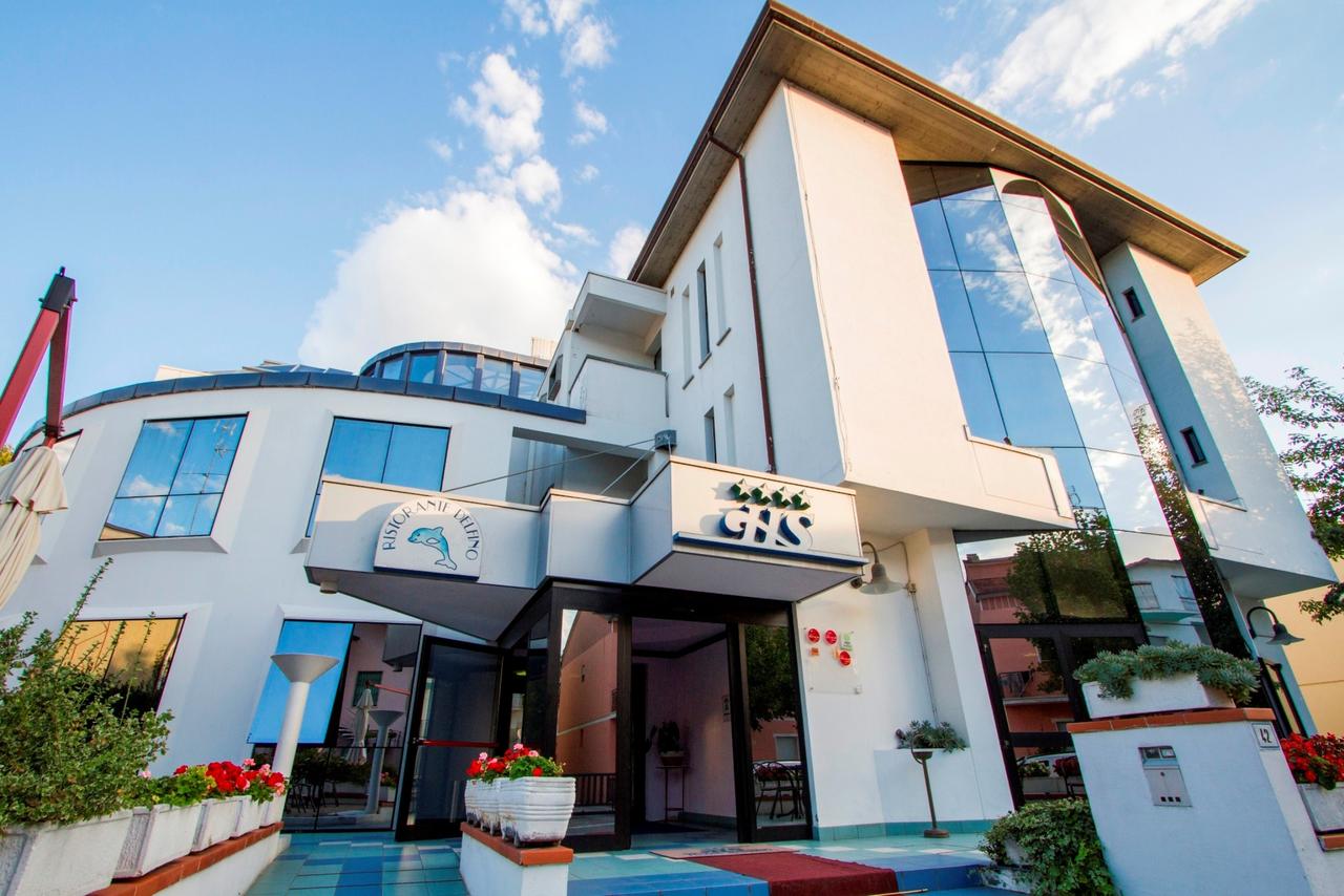 Vanno all’asta gli hotel “Sirena” e “Maison des Roses”