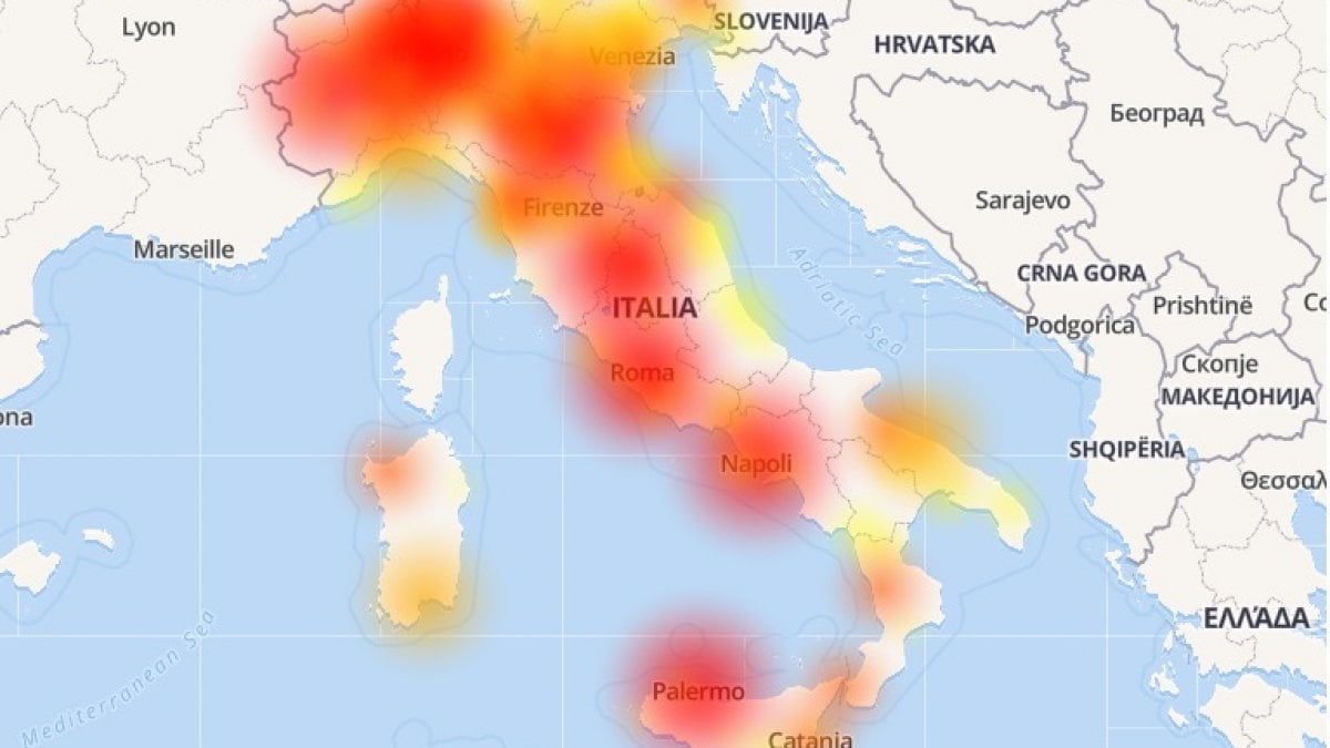 Giù la linea Vodafone, disagi telefonici in tutta la Romagna