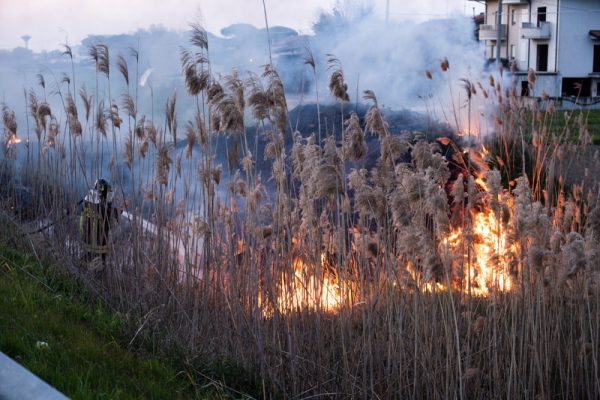 incendio vigili fuoco