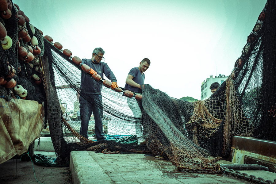 Pesca, primo maggio di lavoro per il Calimero FOTO