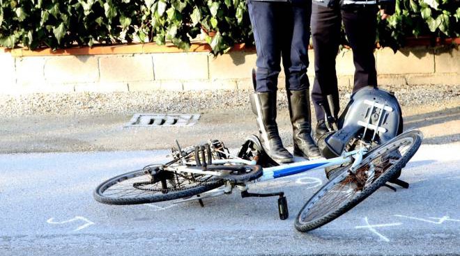 Sicurezza di via Cremona, parte la terza raccolta firme