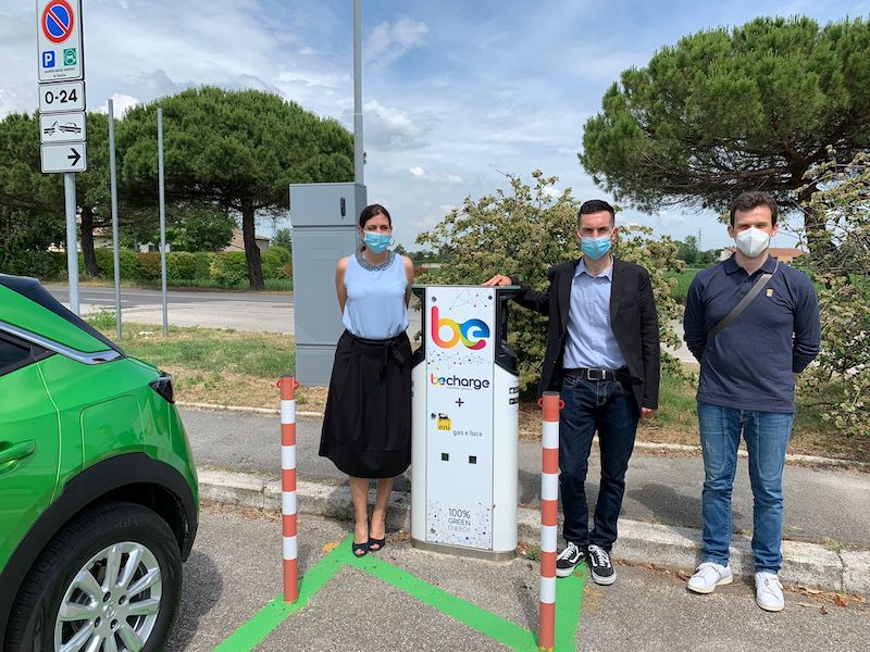 Le colonnine di ricarica per auto elettriche arrivano a Cesenatico