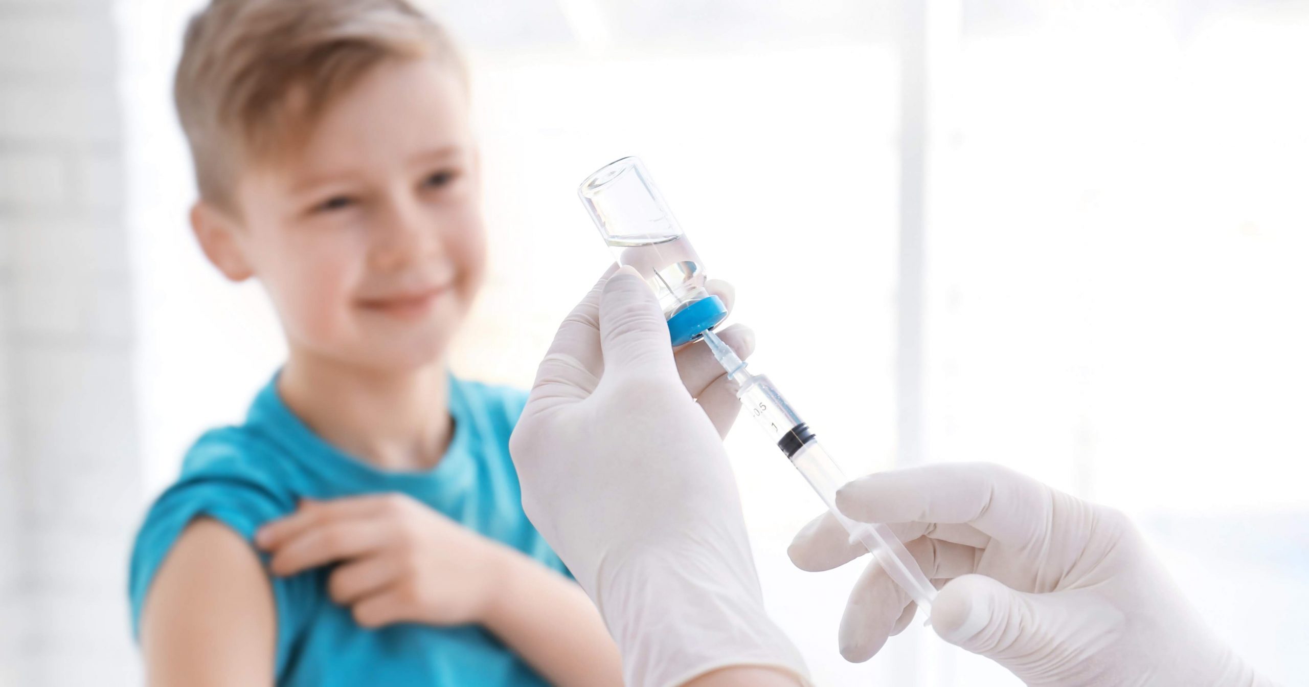 Vaccino ai minorenni: serve l’ok di entrambi i genitori
