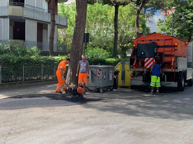 Manutenzioni stradali, continuano i lavori