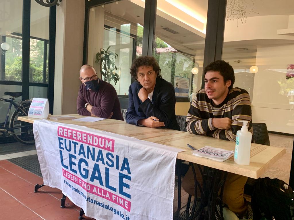 Eutanasia libera, i candidati disertano l’appuntamento