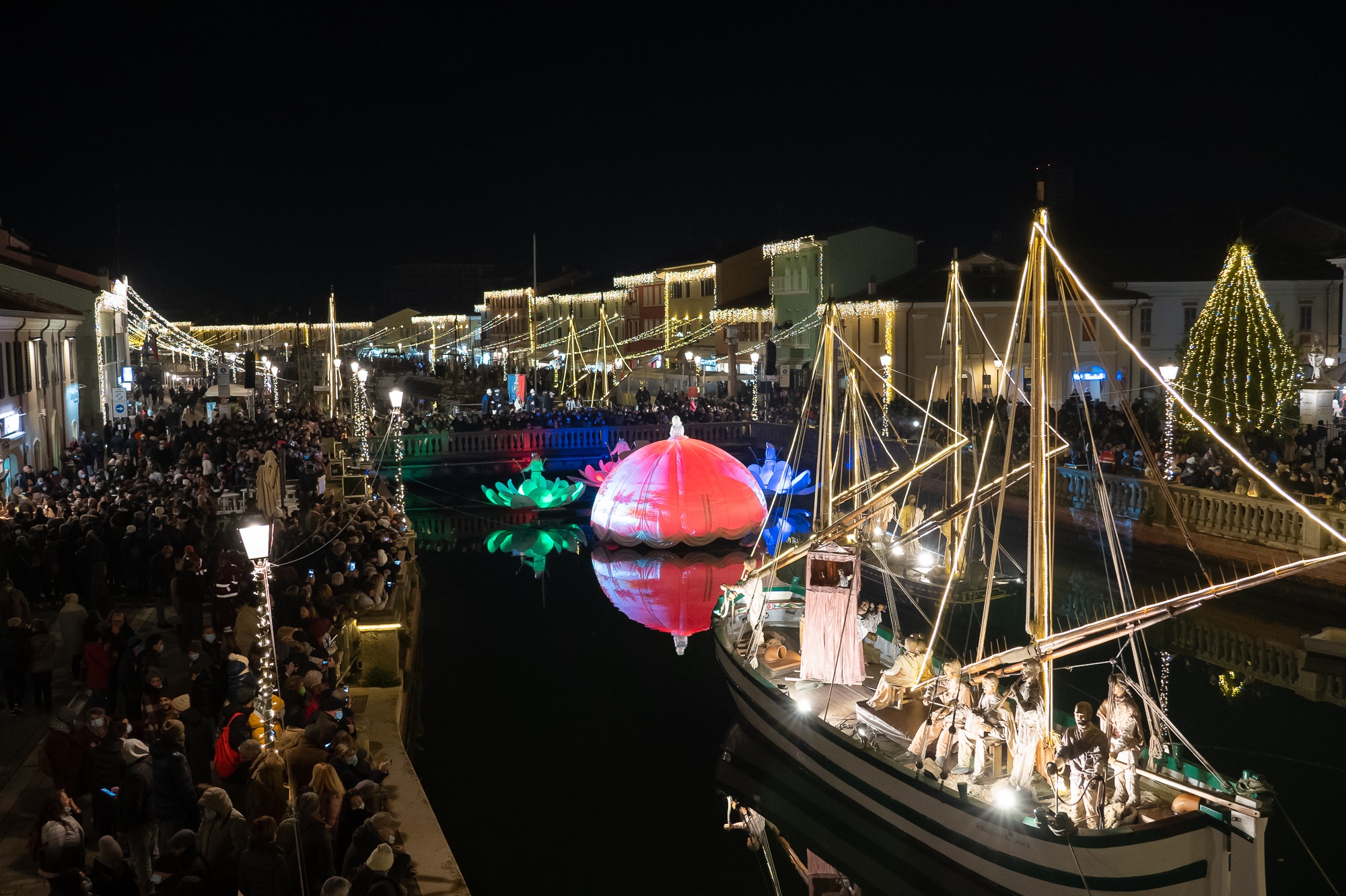 Il Presepe della Marineria prende vita FOTO