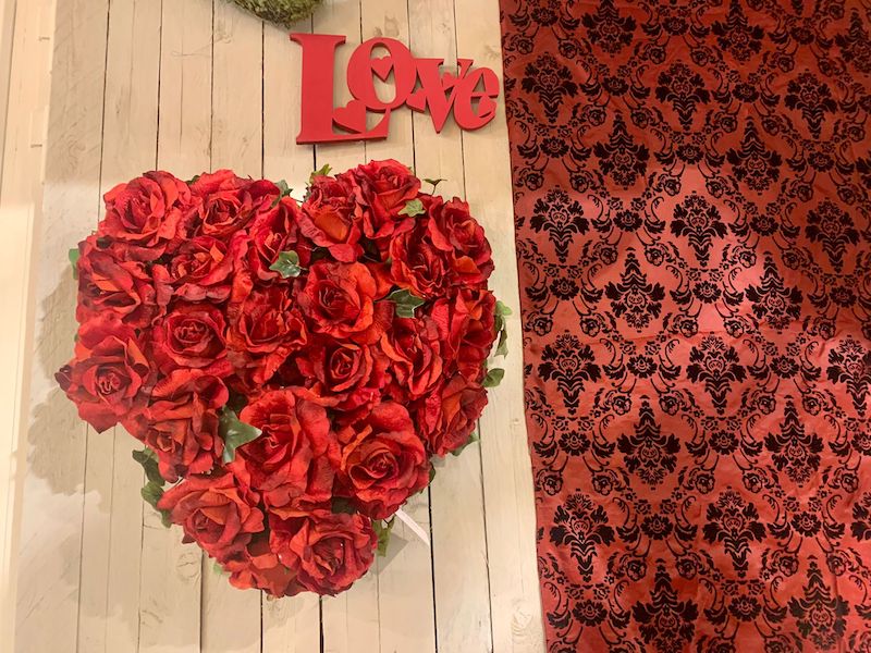 Riapre Serramare e si tinge di rosso San Valentino