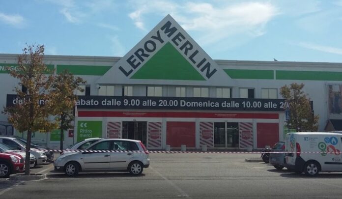 Tentano di rubare da Leroy Merlin: arrestati due napoletani