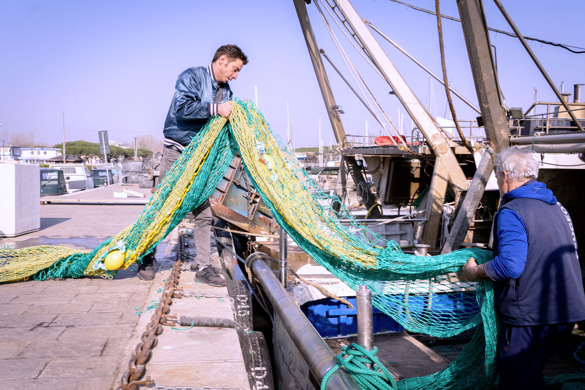 Pesca, iniziato il test per la rete pescarifiuti