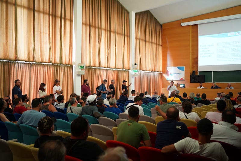 Continua la protesta: Stati generali dei pescatori a Cesenatico