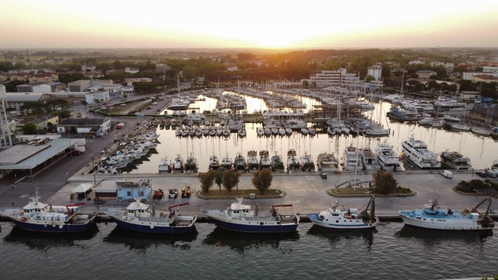 acqua porto cesenatico pesca