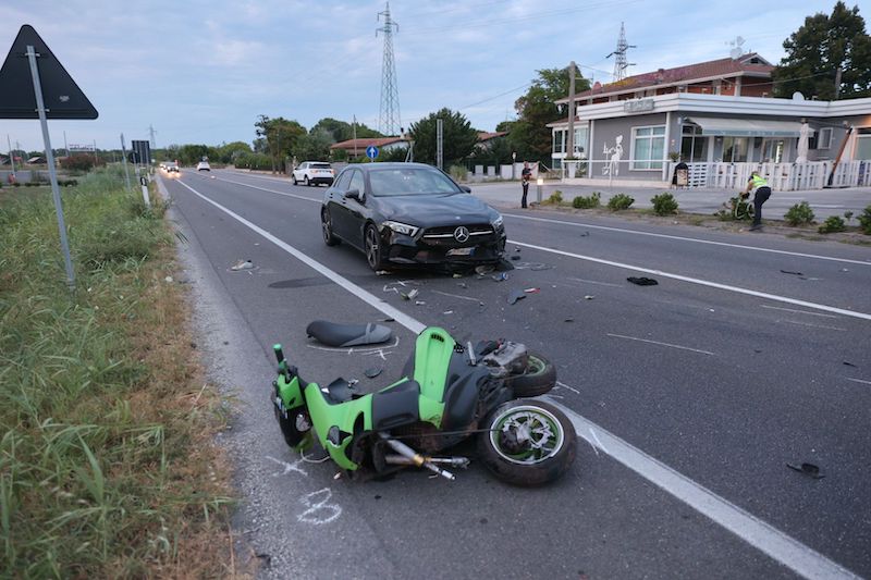 Schianto sull’Adriatica, ferito un 28enne cesenate