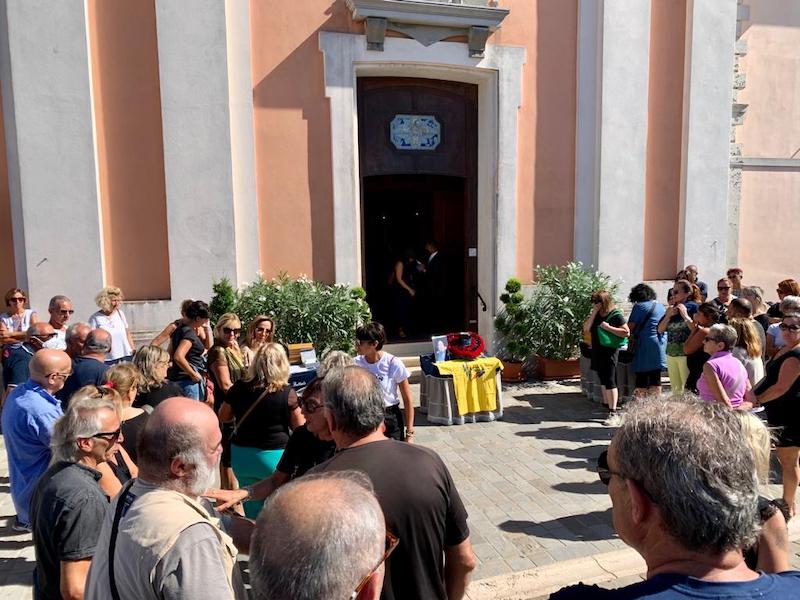 L’ultimo saluto di Cesenatico a Tolly LE FOTO