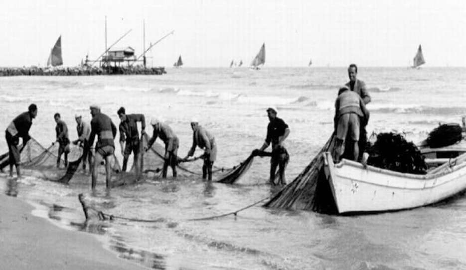 Domani a Ponente torna l’antico rito della pesca alla tratta