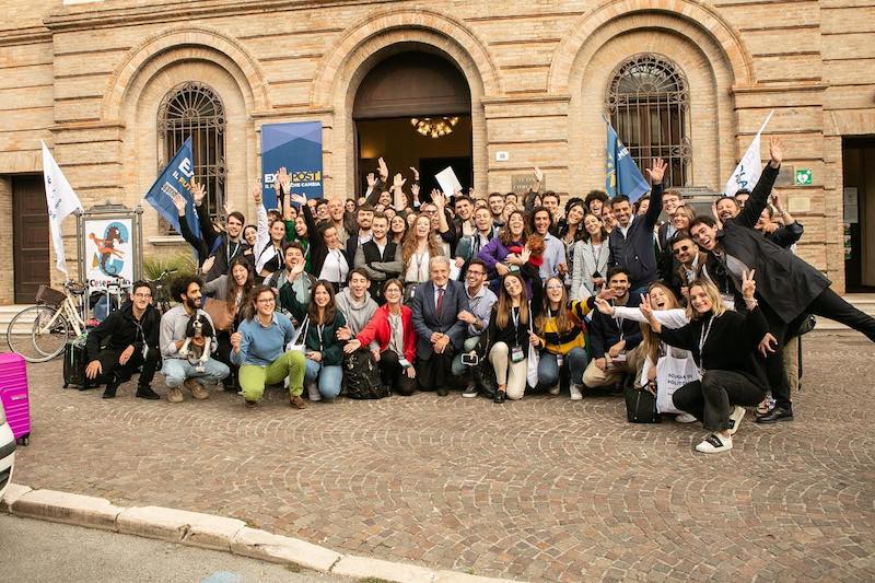 Scuola di Politiche: “Accendere scintille per cambiare il futuro”