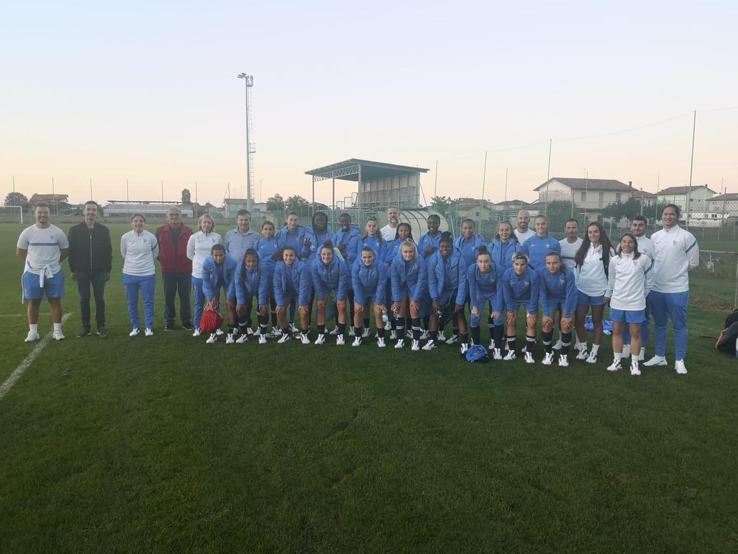 Calcio femminile, la Francia Under 17 si allena a Sala di Cesenatico