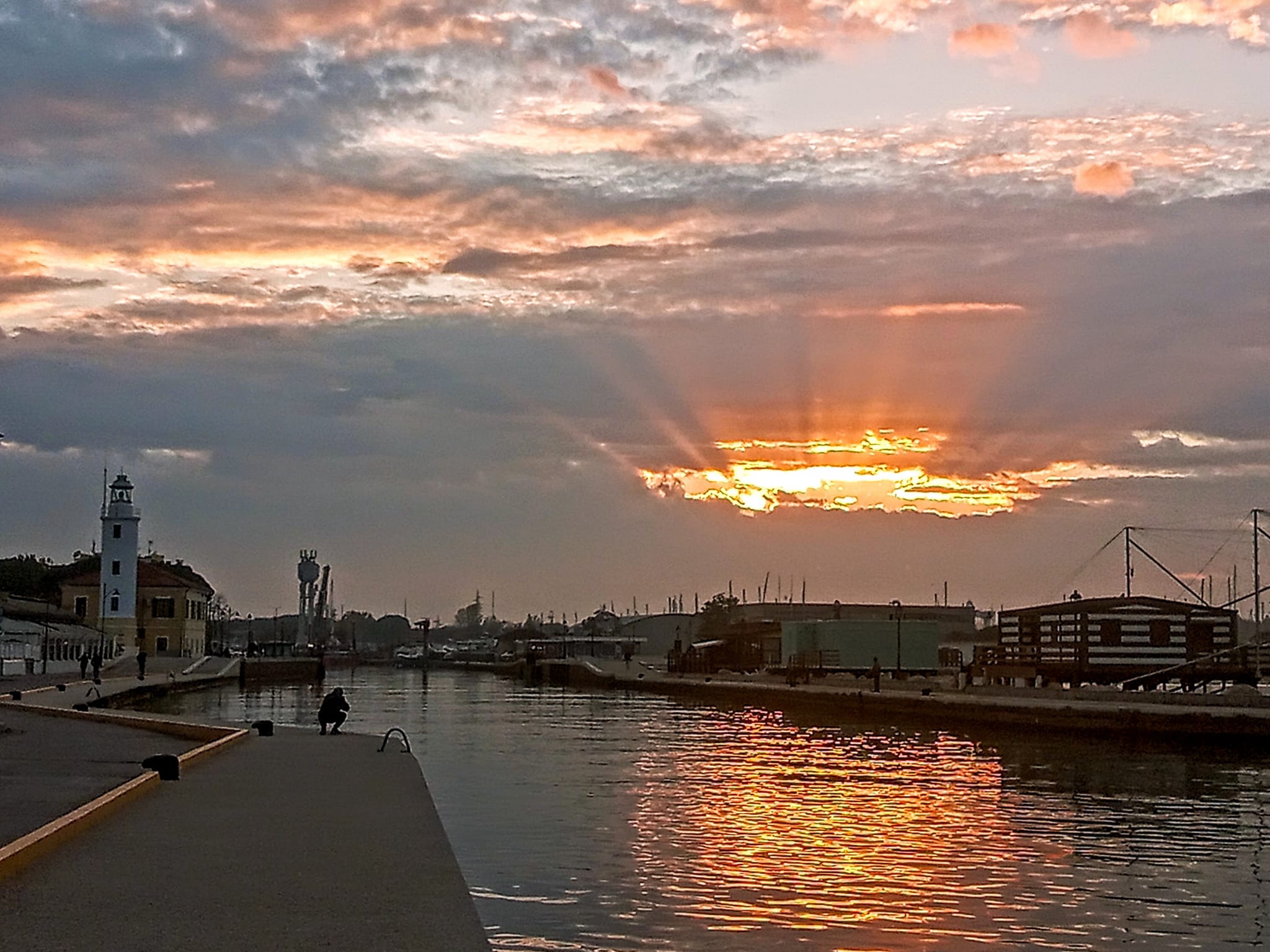 Sul porto canale, dopo sei anni di silenzio, sta per tornare il “fischione”