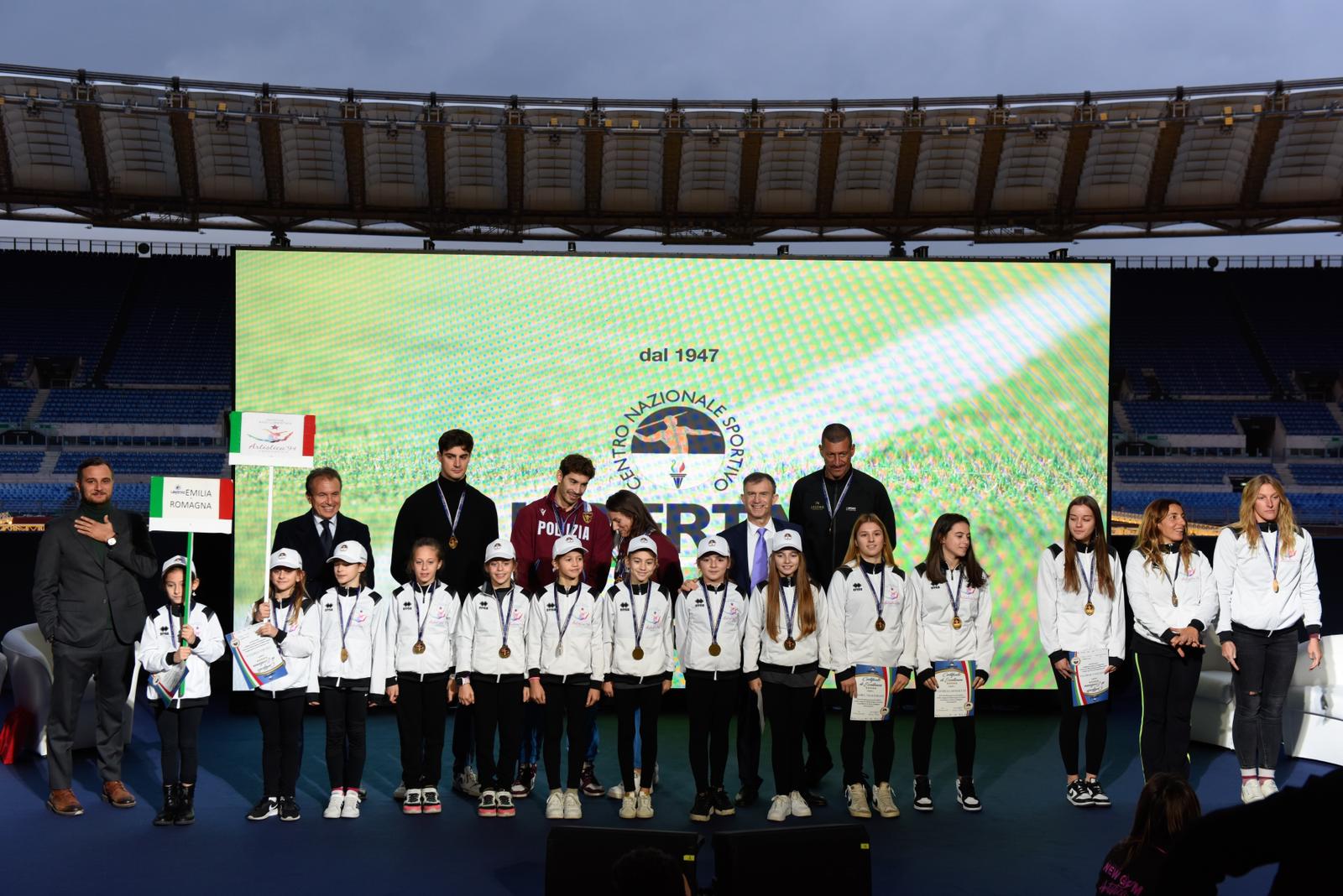 Ginnaste di Libertas Artistica ’94 di Cesenatico allo Stadio Olimpico