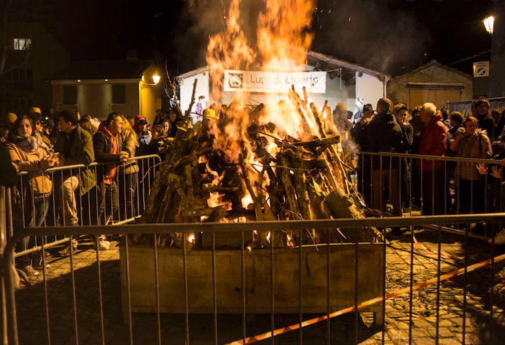 In piazza delle Conserve si festeggia San Giuseppe