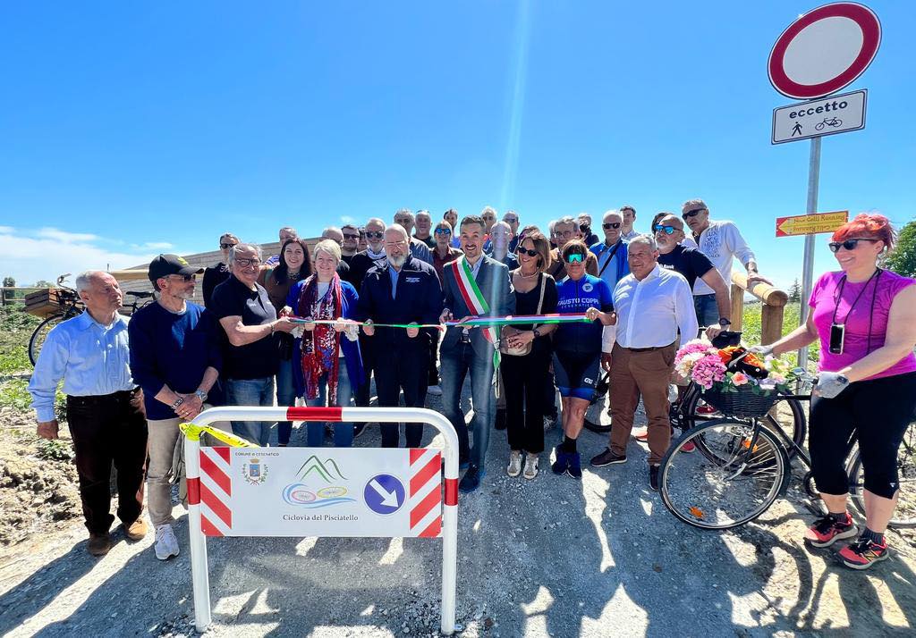 Taglio del nastro per la Ciclovia del Pisciatello