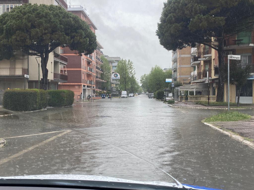 Maltempo, il problema non è la pioggia ma… le fogne