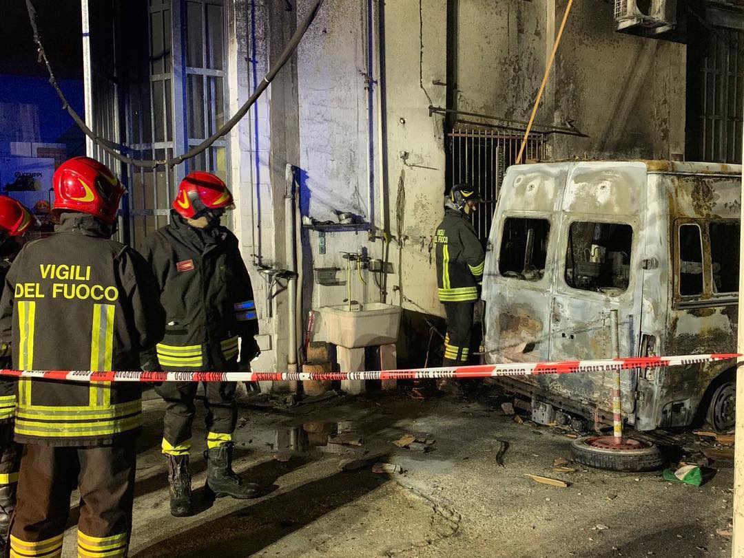 Vigili del Fuoco volontari nell’ex scuola elementare di Villamarina