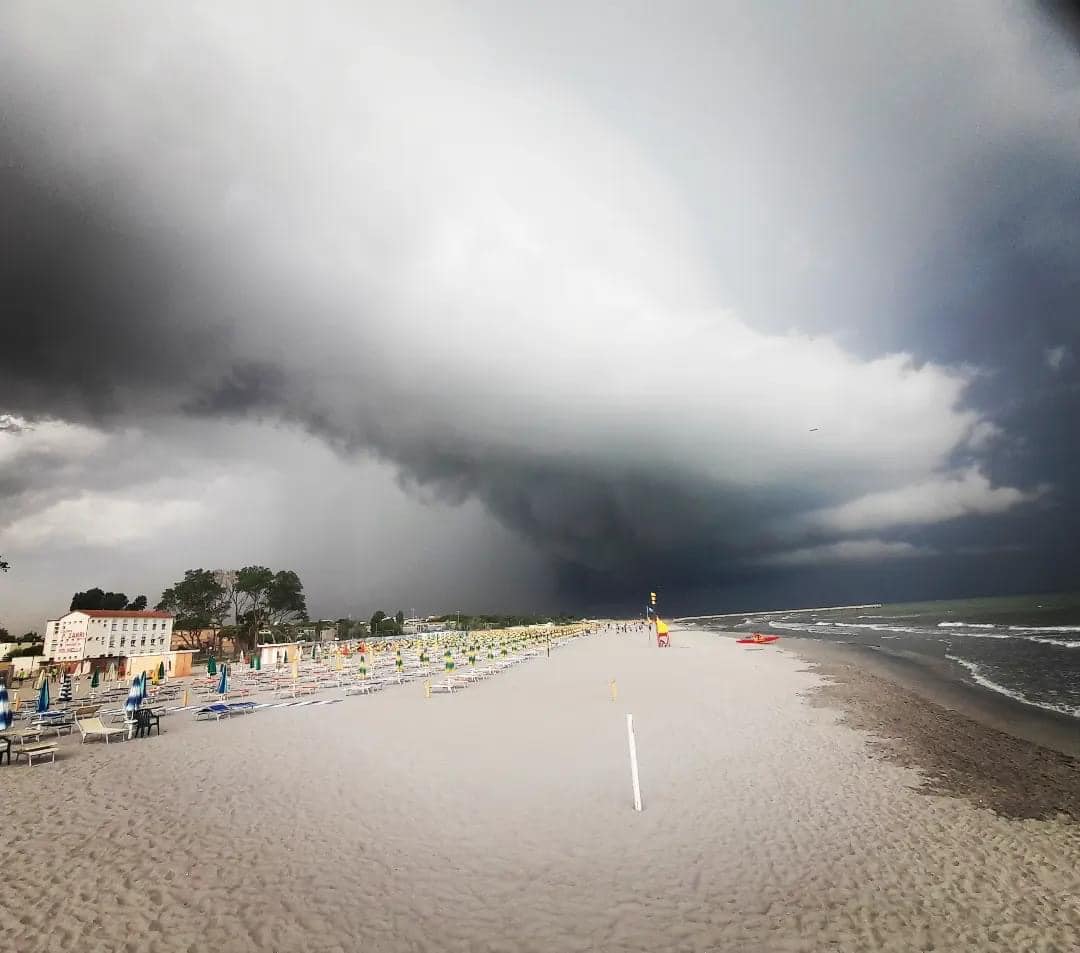 Nella notte un altro nubifragio: problemi a Gatteo Mare e Villamarina