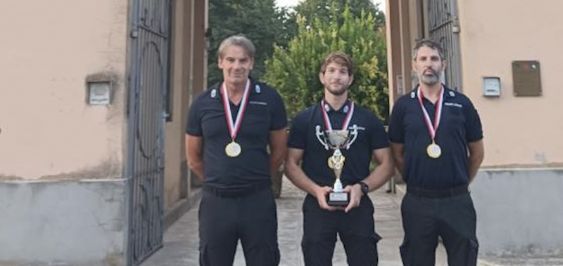 La squadra della Polizia Locale trionfa al Trofeo Regionale di tiro a segno