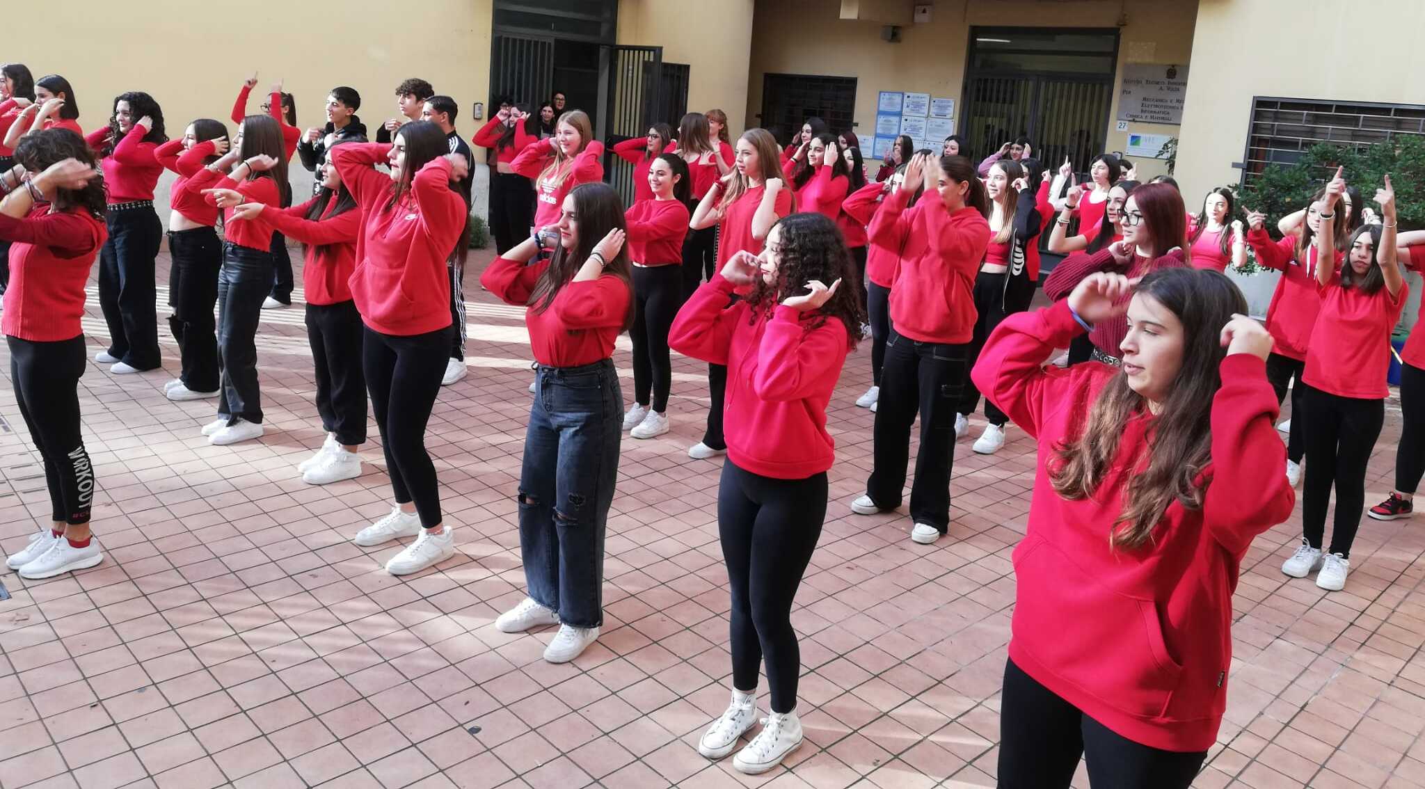 Sabato il flash-mob degli studenti contro la violenza sulle donne