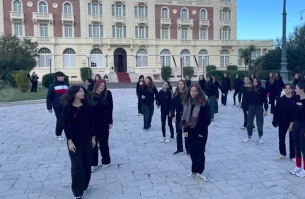 Studenti in piazza contro la violenza sulle donne