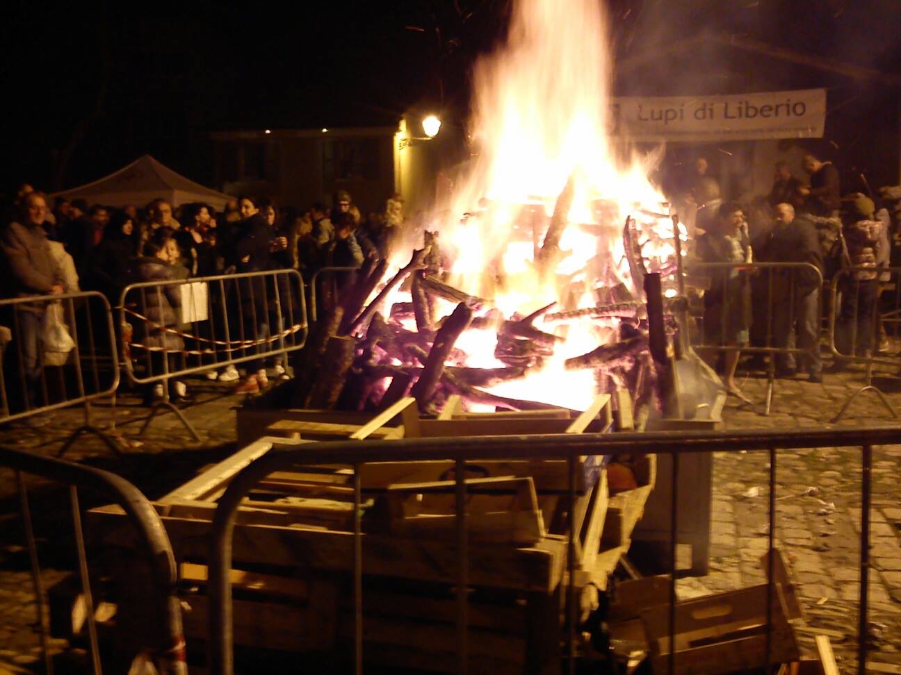 Polemiche per la cancellazione della festa dei Lupi di Liberio