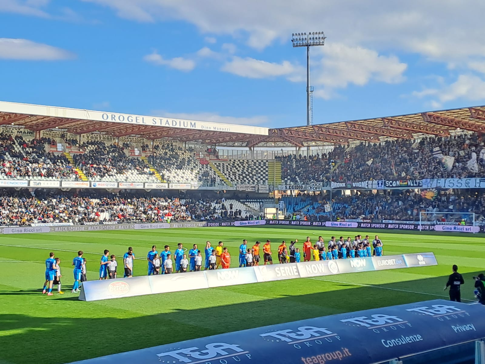 Calcio, il Cesena festeggia a Cesenatico la promozione in serie B