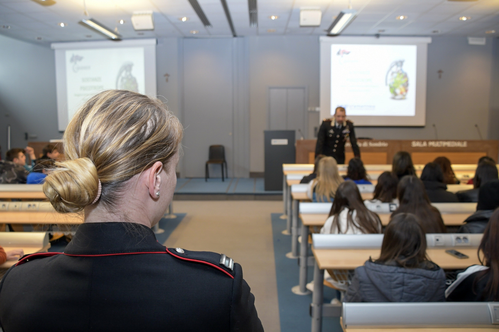 Bullismo e dipendenze: gli studenti del “Da Vinci” incontrano i Carabinieri 