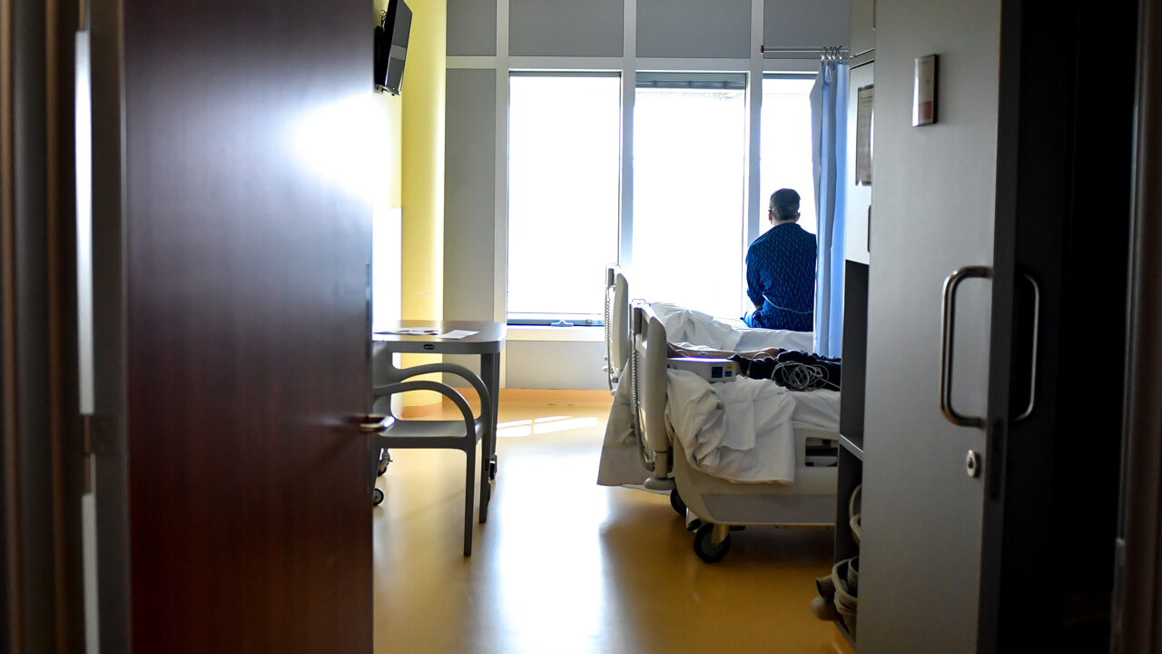 Ravenna, arrestato infermiere: avrebbe abusato di tre pazienti psichiatriche