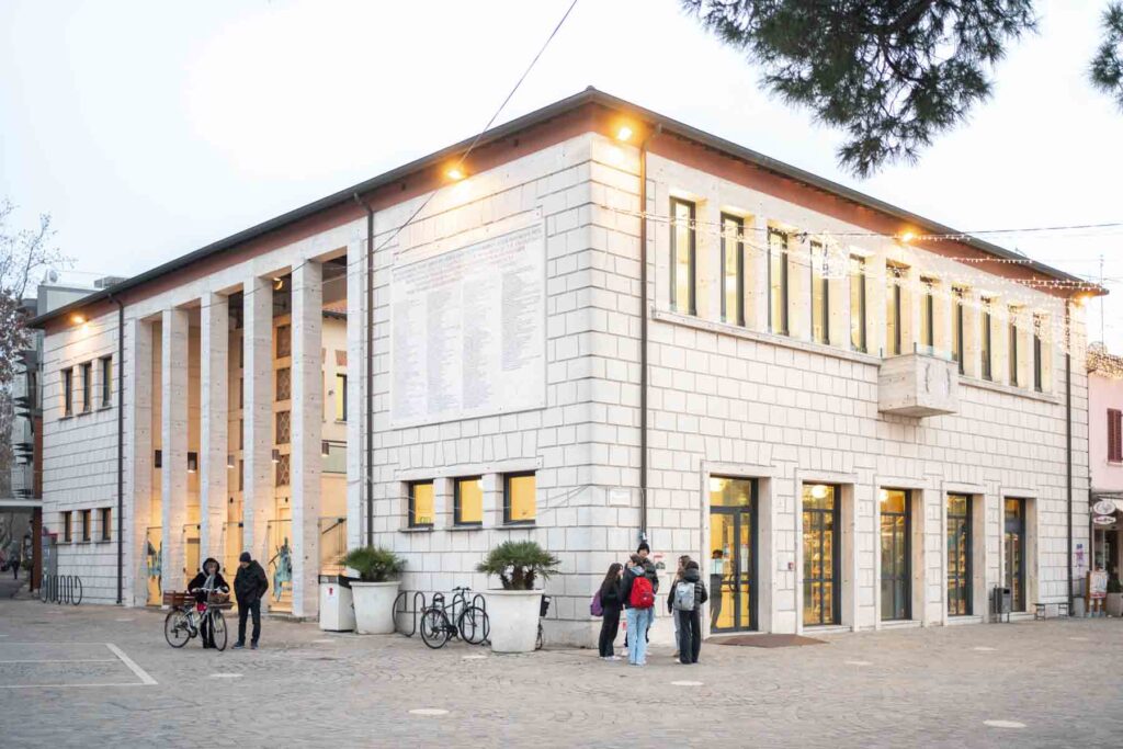 biblioteca comunale